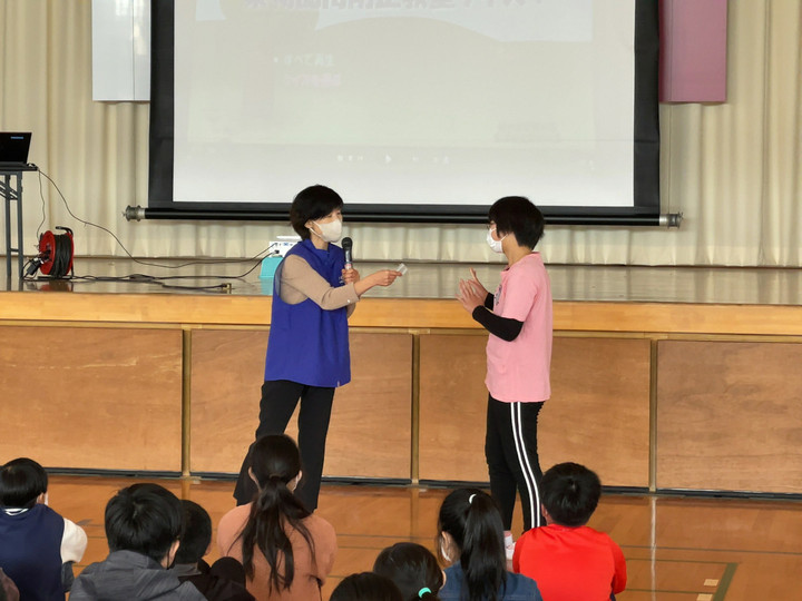 30c289ca6d2d49d69fd90208d1ad08aa